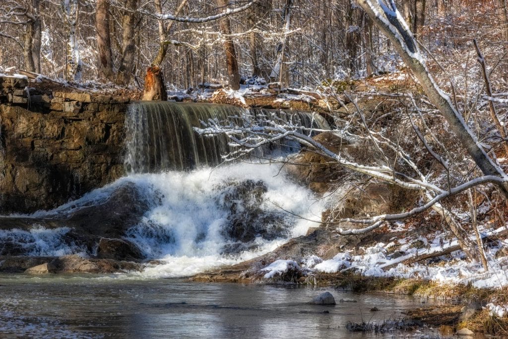 Tennessee Travel in Winter is a beautify time to visit frozen waterfalls