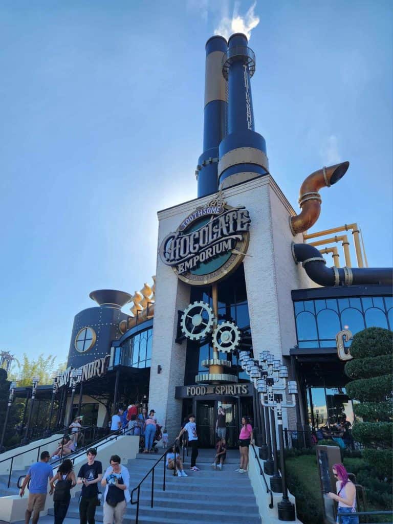 Enjoy a night out on Universal's City Walk.