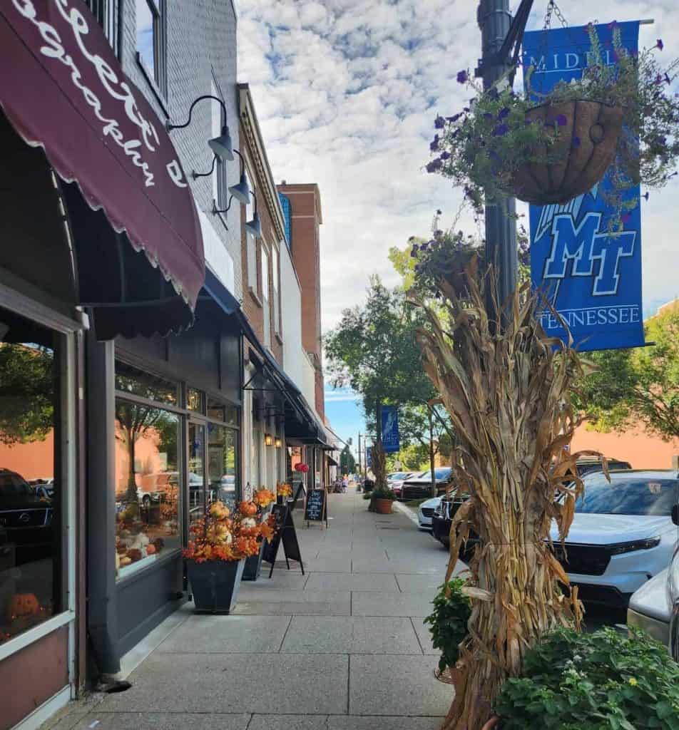 Downtown Murfreesboro shops.